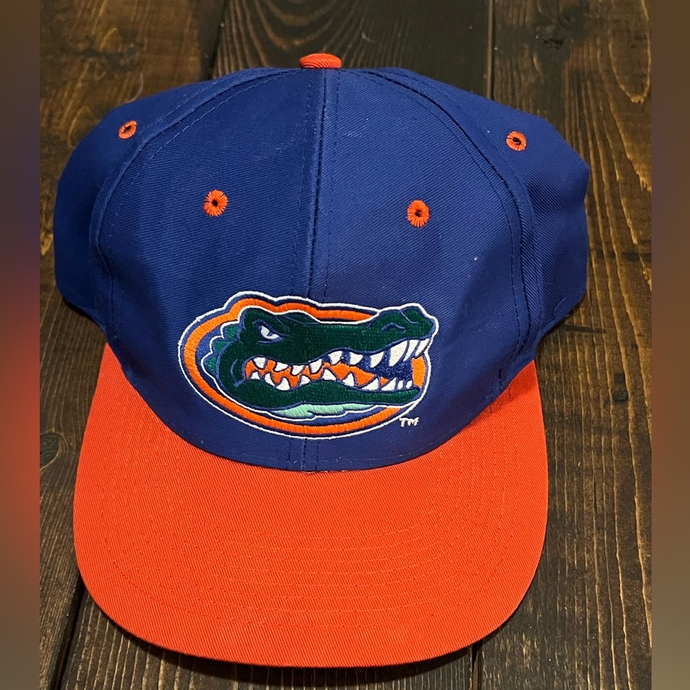 Vintage University of Florida Gators Logo 7 Snapback Hat Cap